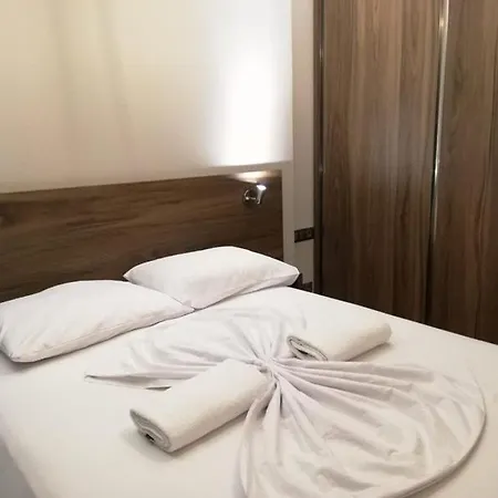 Dogan Palace Ξενοδοχείο 4*